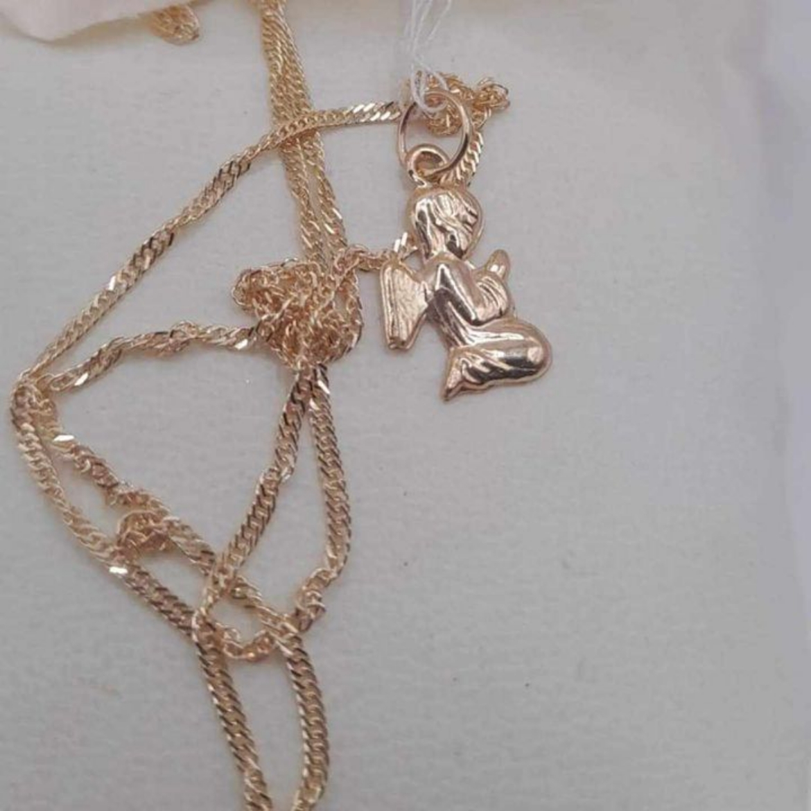 Imagem de Fio em Ouro 9k com 1,6g+ anjinho em Ouro 9k 
