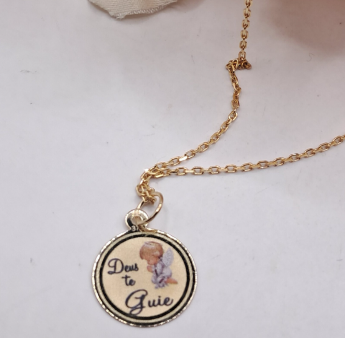 Imagem de Fio em Ouro 9k com Pendente